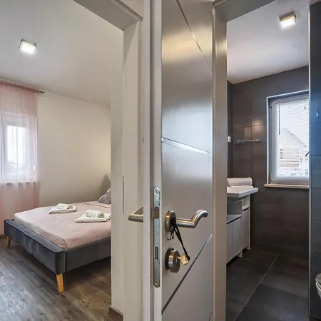 Apartament Laura *